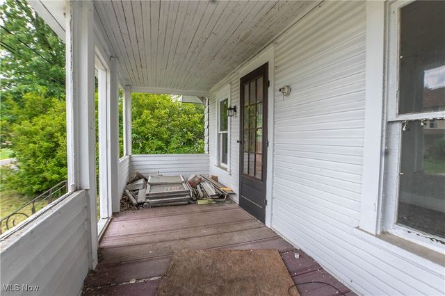 2371 Greensburg Road, North Canton, OH 44720