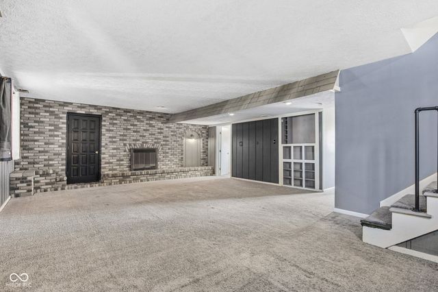 4404 Devon Lake Road, Indianapolis, IN 46226