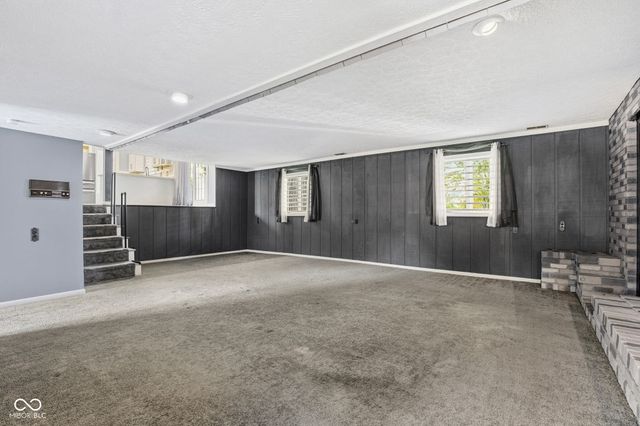 4404 Devon Lake Road, Indianapolis, IN 46226