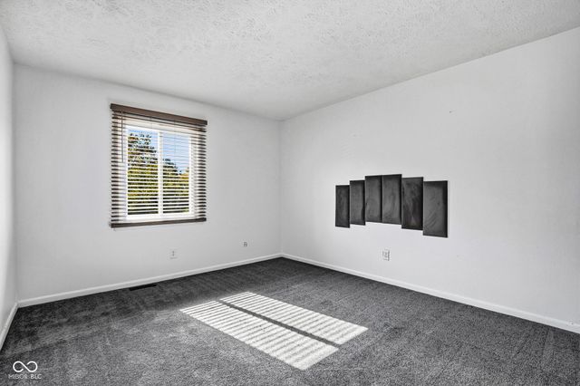 4404 Devon Lake Road, Indianapolis, IN 46226