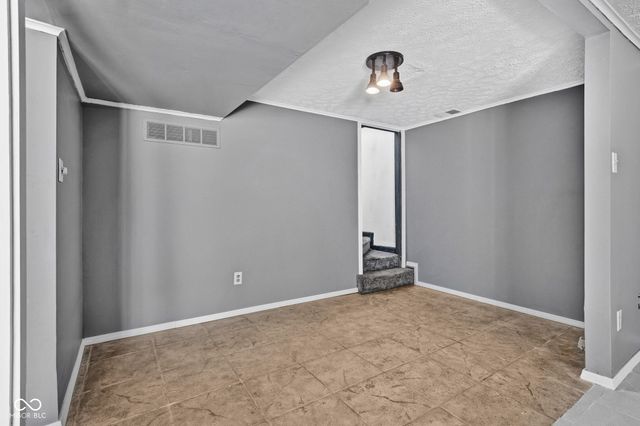 4404 Devon Lake Road, Indianapolis, IN 46226