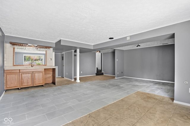 4404 Devon Lake Road, Indianapolis, IN 46226