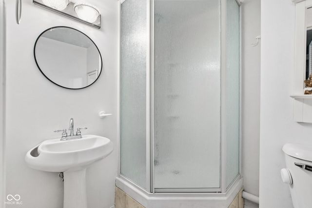 4404 Devon Lake Road, Indianapolis, IN 46226