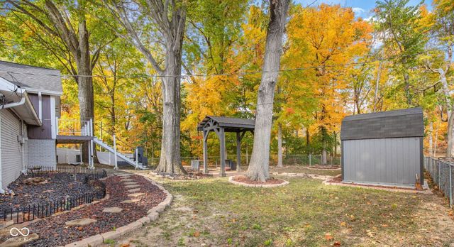 4404 Devon Lake Road, Indianapolis, IN 46226