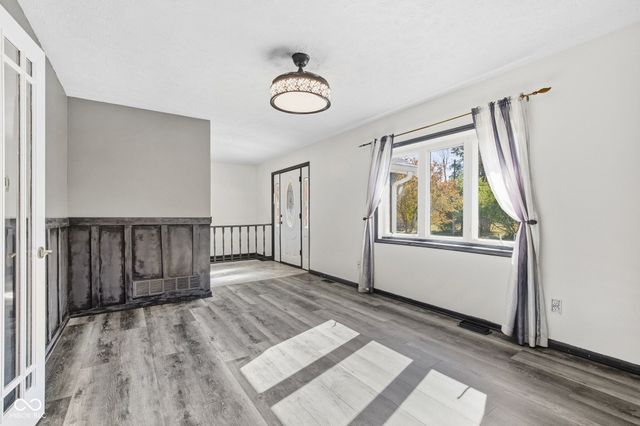 4404 Devon Lake Road, Indianapolis, IN 46226