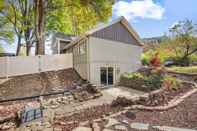 4404 Devon Lake Road, Indianapolis, IN 46226