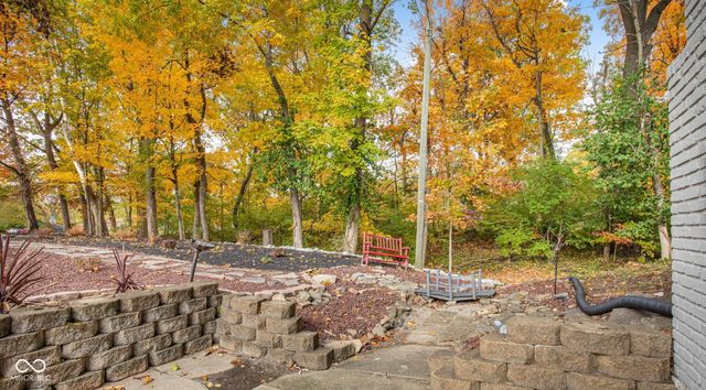 4404 Devon Lake Road, Indianapolis, IN 46226