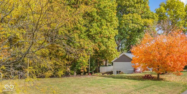 4404 Devon Lake Road, Indianapolis, IN 46226