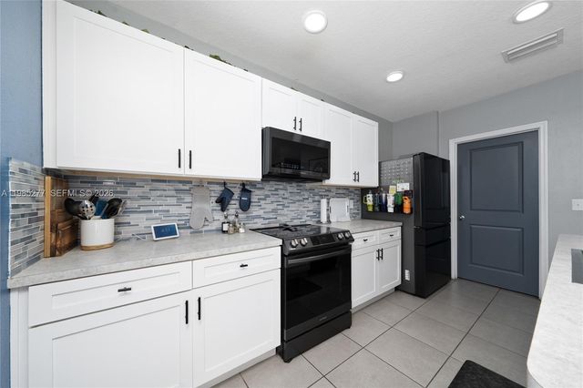 2824 NE 43 RD, Ocala, FL 34470