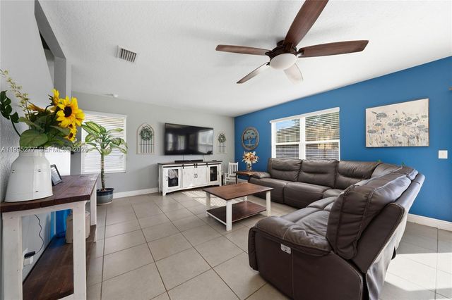 2824 NE 43 RD, Ocala, FL 34470