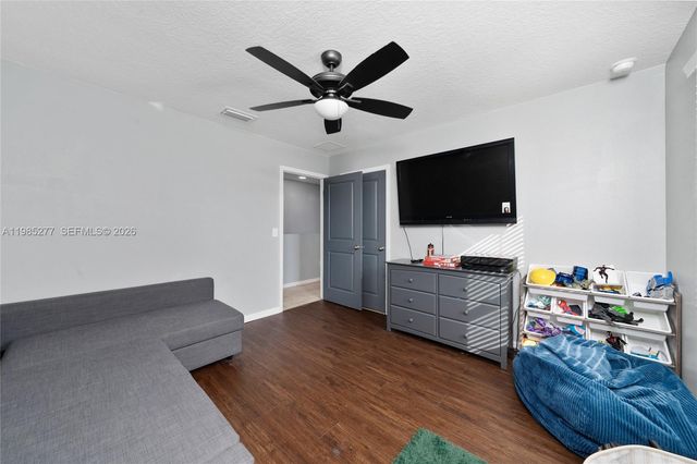 2824 NE 43 RD, Ocala, FL 34470
