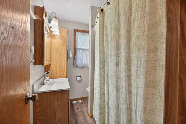 320 NW 6th Avenue, Waverly, IA 50677