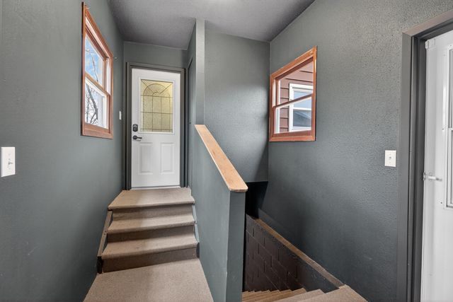 320 NW 6th Avenue, Waverly, IA 50677