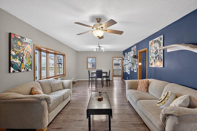 320 NW 6th Avenue, Waverly, IA 50677