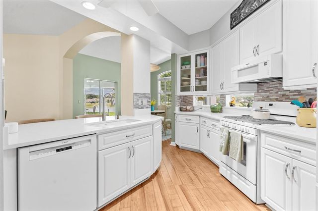 3354 SAINT LUCIA COURT, Tavares, FL 32778