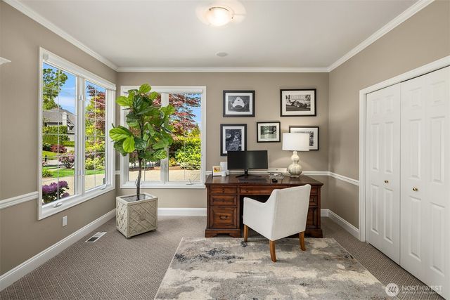6606 Fairway Avenue SE, Snoqualmie, WA 98065