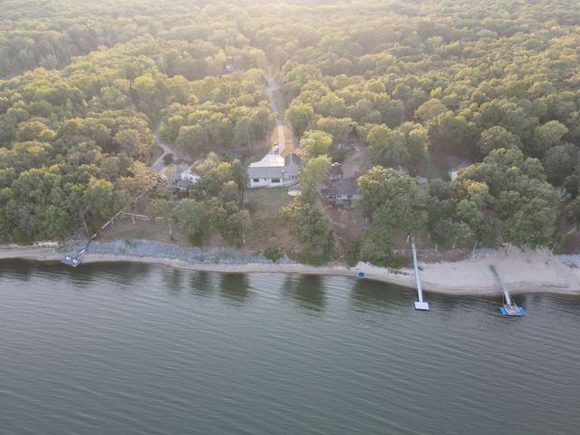 120 Swan Bay Dr, Buchanan, TN 38222