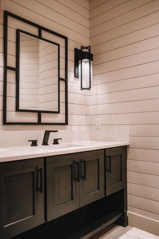 120 Swan Bay Dr, Buchanan, TN 38222