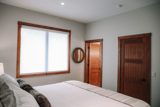 120 Swan Bay Dr, Buchanan, TN 38222