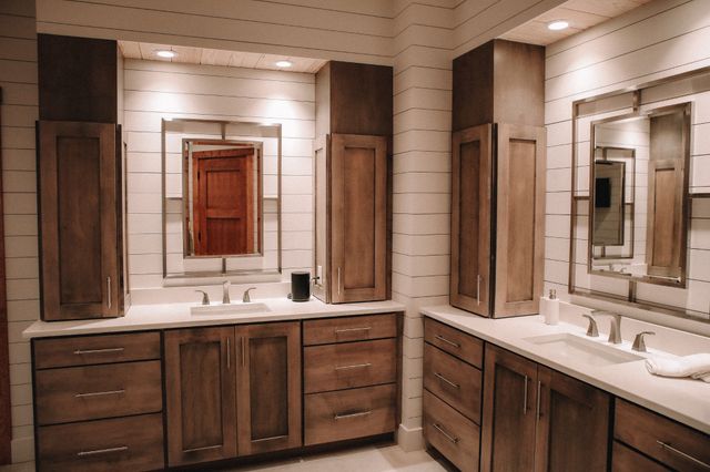 120 Swan Bay Dr, Buchanan, TN 38222