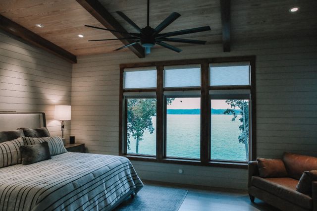 120 Swan Bay Dr, Buchanan, TN 38222