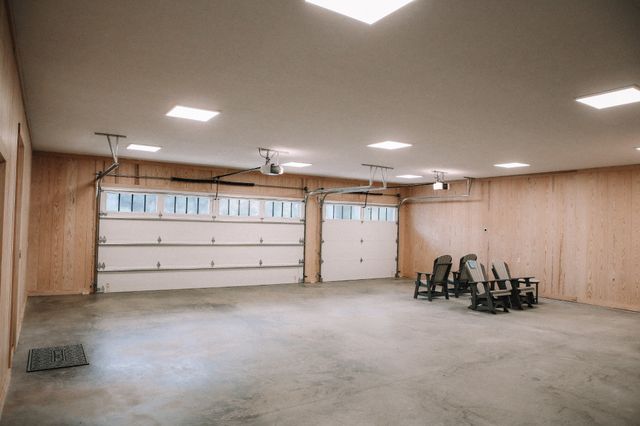 120 Swan Bay Dr, Buchanan, TN 38222