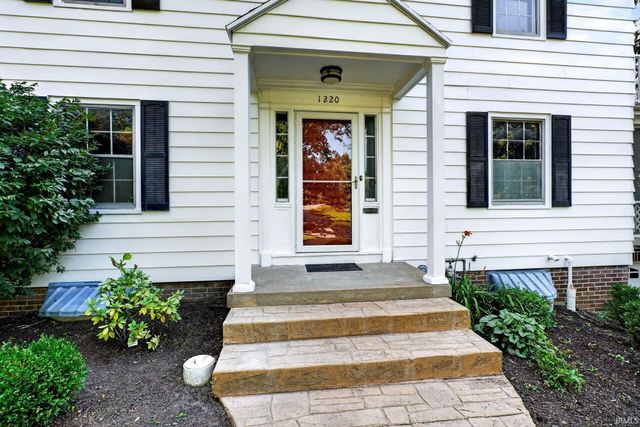 1220 Ravinia Road, West Lafayette, IN 47906