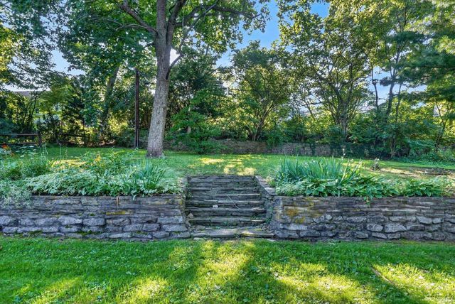 1220 Ravinia Road, West Lafayette, IN 47906