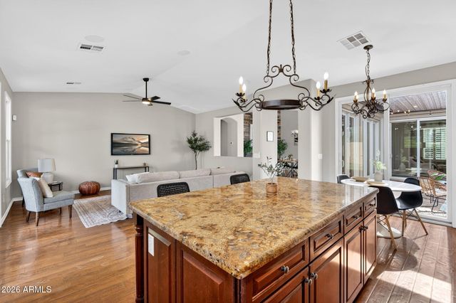 2480 E HONEYSUCKLE Place, Chandler, AZ 85286