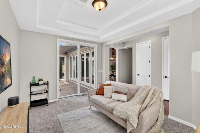 2480 E HONEYSUCKLE Place, Chandler, AZ 85286