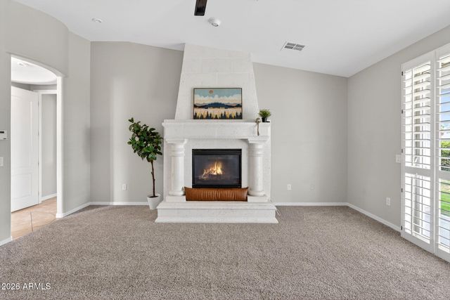 2480 E HONEYSUCKLE Place, Chandler, AZ 85286