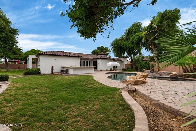 2480 E HONEYSUCKLE Place, Chandler, AZ 85286