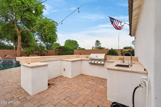 2480 E HONEYSUCKLE Place, Chandler, AZ 85286