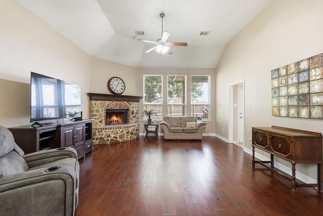 601 Chesterfield Lane, League City, TX 77573