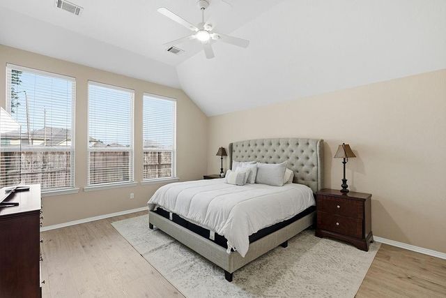 601 Chesterfield Lane, League City, TX 77573