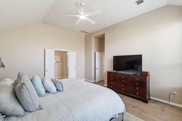 601 Chesterfield Lane, League City, TX 77573