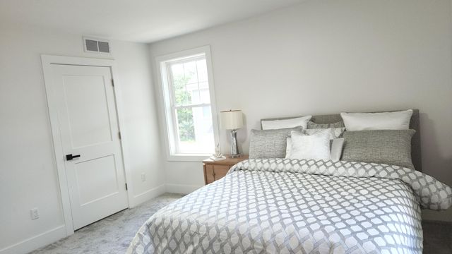 592 Kuehnle Avenue, Ann Arbor, MI 48103