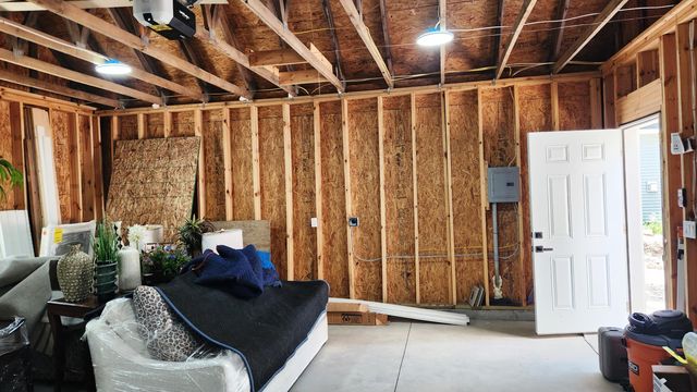 592 Kuehnle Avenue, Ann Arbor, MI 48103