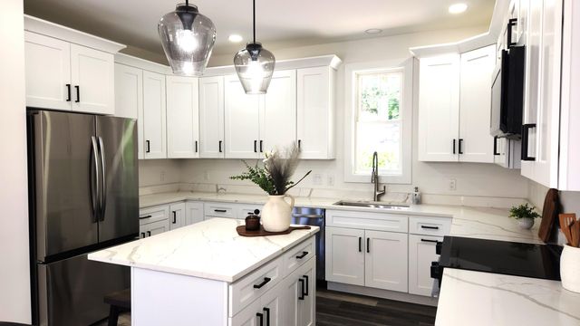 592 Kuehnle Avenue, Ann Arbor, MI 48103