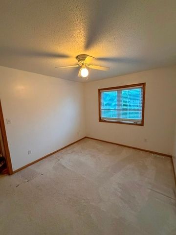 5147 69th Street, Urbandale, IA 50322