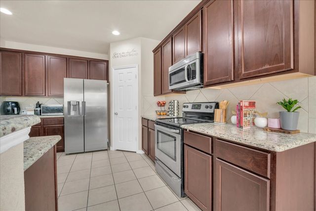 1820 Christopher Creek Drive, Little Elm, TX 75068