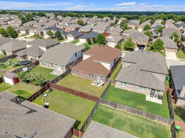 1820 Christopher Creek Drive, Little Elm, TX 75068