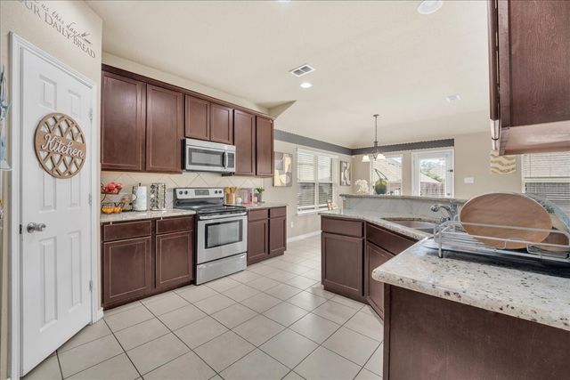 1820 Christopher Creek Drive, Little Elm, TX 75068