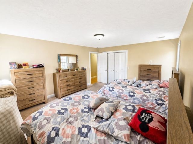 124 N Walker Street, Taunton, MA 02780