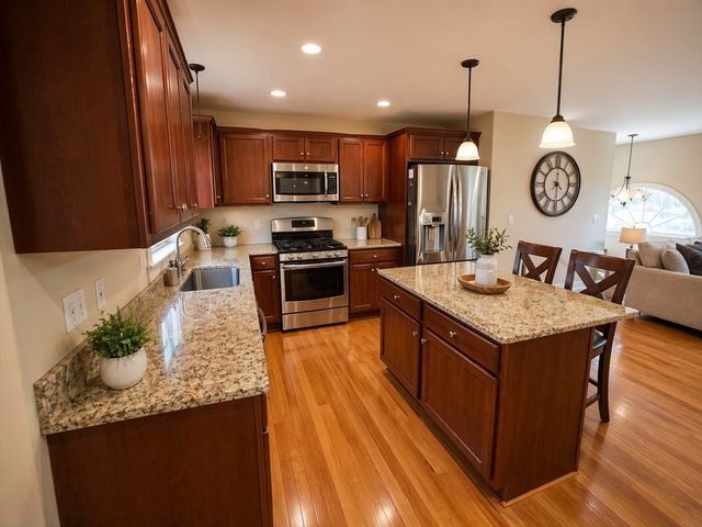 124 N Walker Street, Taunton, MA 02780