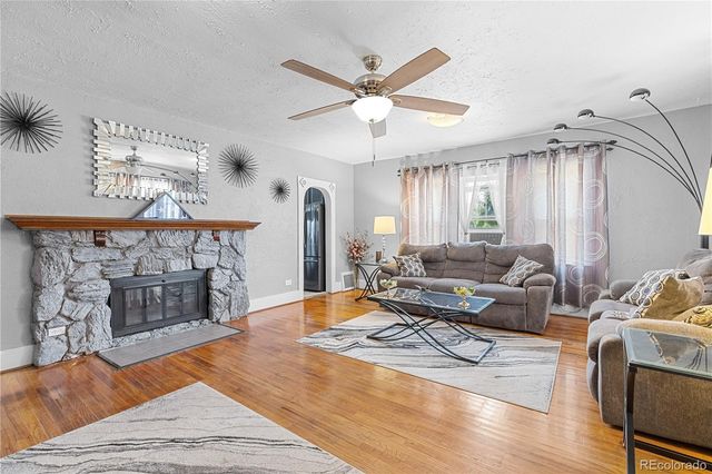 3355 W 54th Avenue, Denver, CO 80221