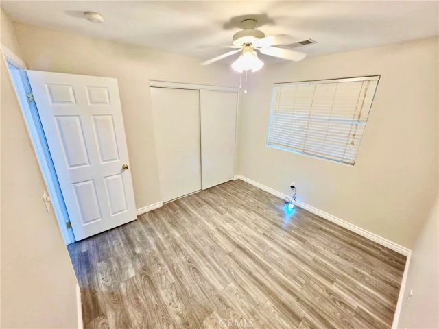 15354 Kiamichi Rd, Apple Valley, CA 92307