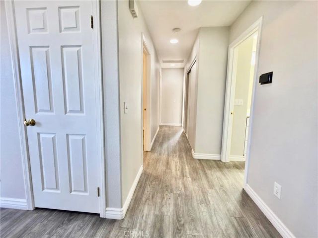 15354 Kiamichi Rd, Apple Valley, CA 92307