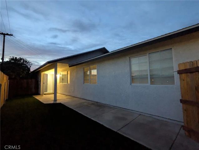 15354 Kiamichi Rd, Apple Valley, CA 92307