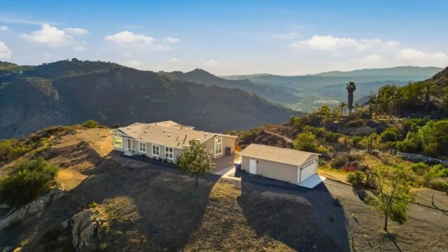 30663 Camino De Las Lomas, Escondido, CA 92026